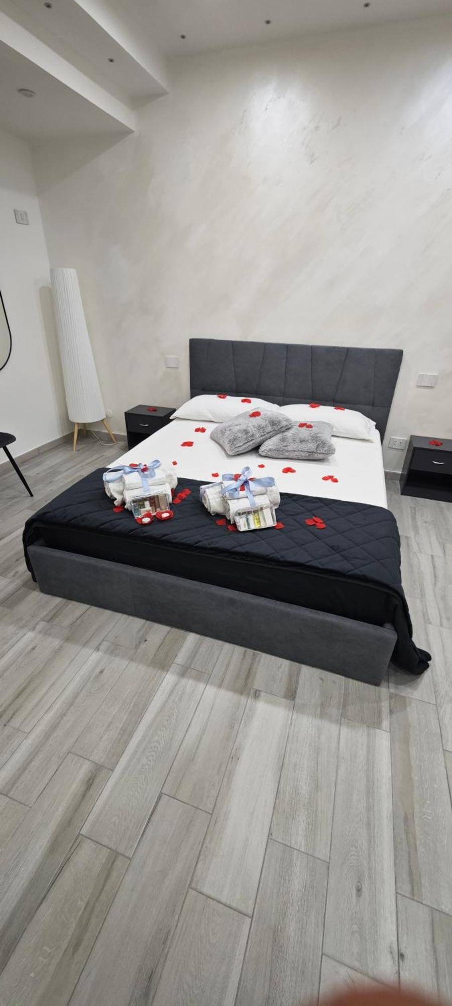 Apartmán Wonder House Mirabella Imbaccari Exteriér fotografie
